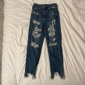 American Eagle baggy ripped jeans